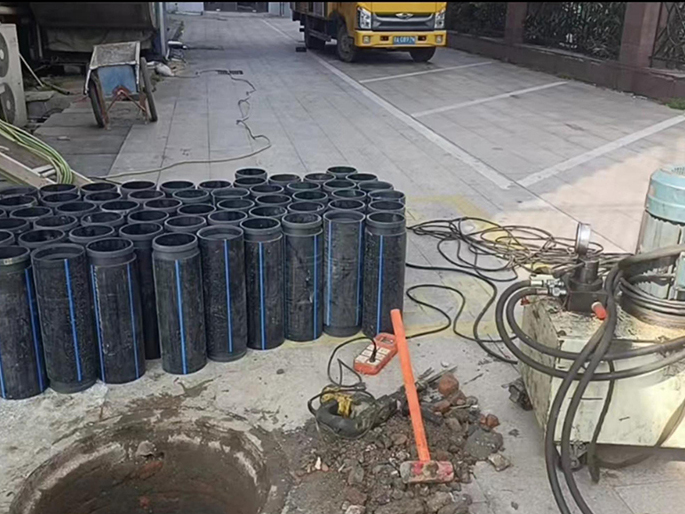 奉化PE置换管厂家 DN315置换管 非开挖管短管置换